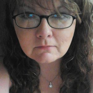 Meet your Posher, Gia